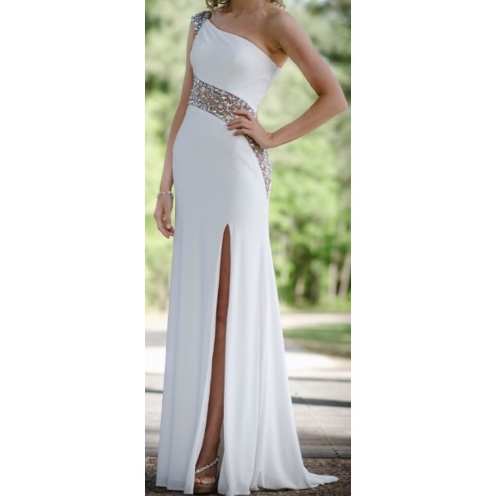White Prom Dress w/ matching earrings